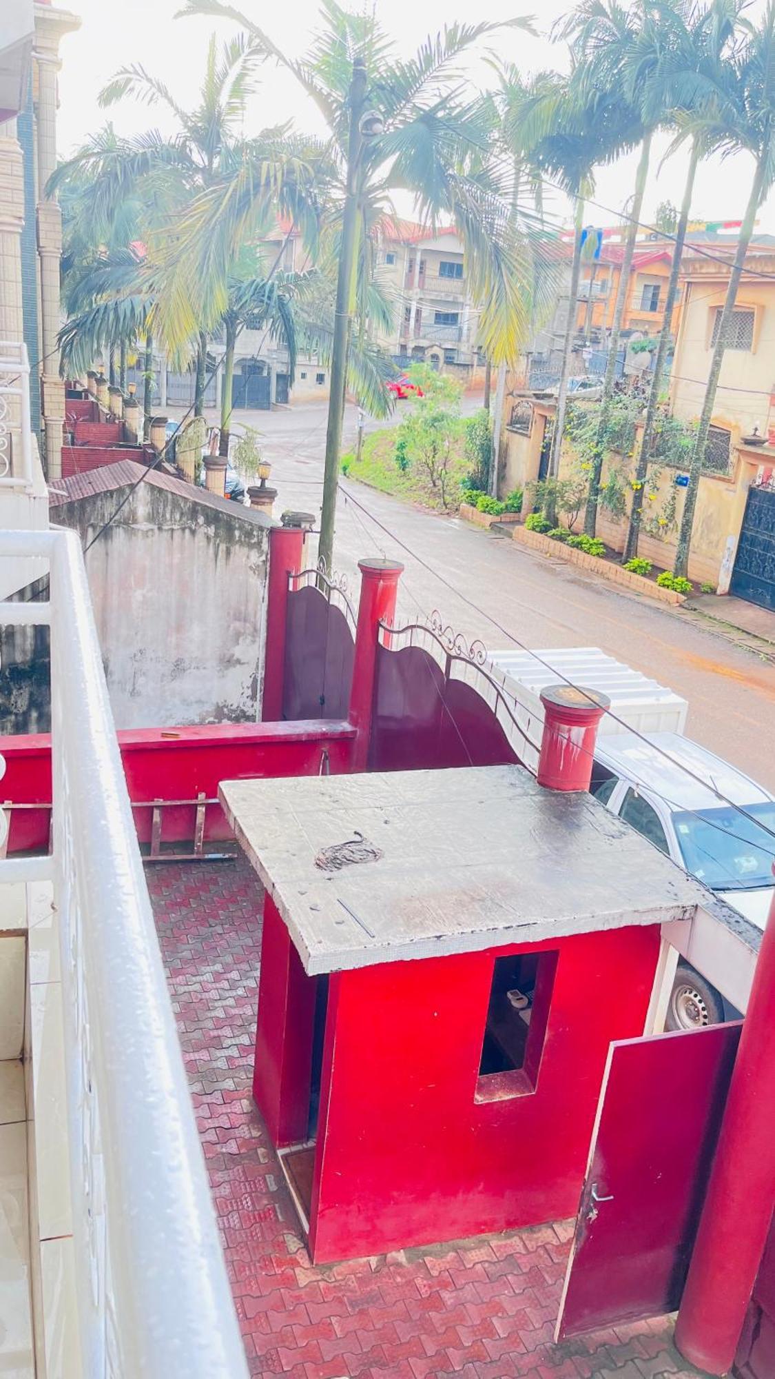 Appartements Modernes, Wifi, Tv - Yaounde, Omnisports Dış mekan fotoğraf