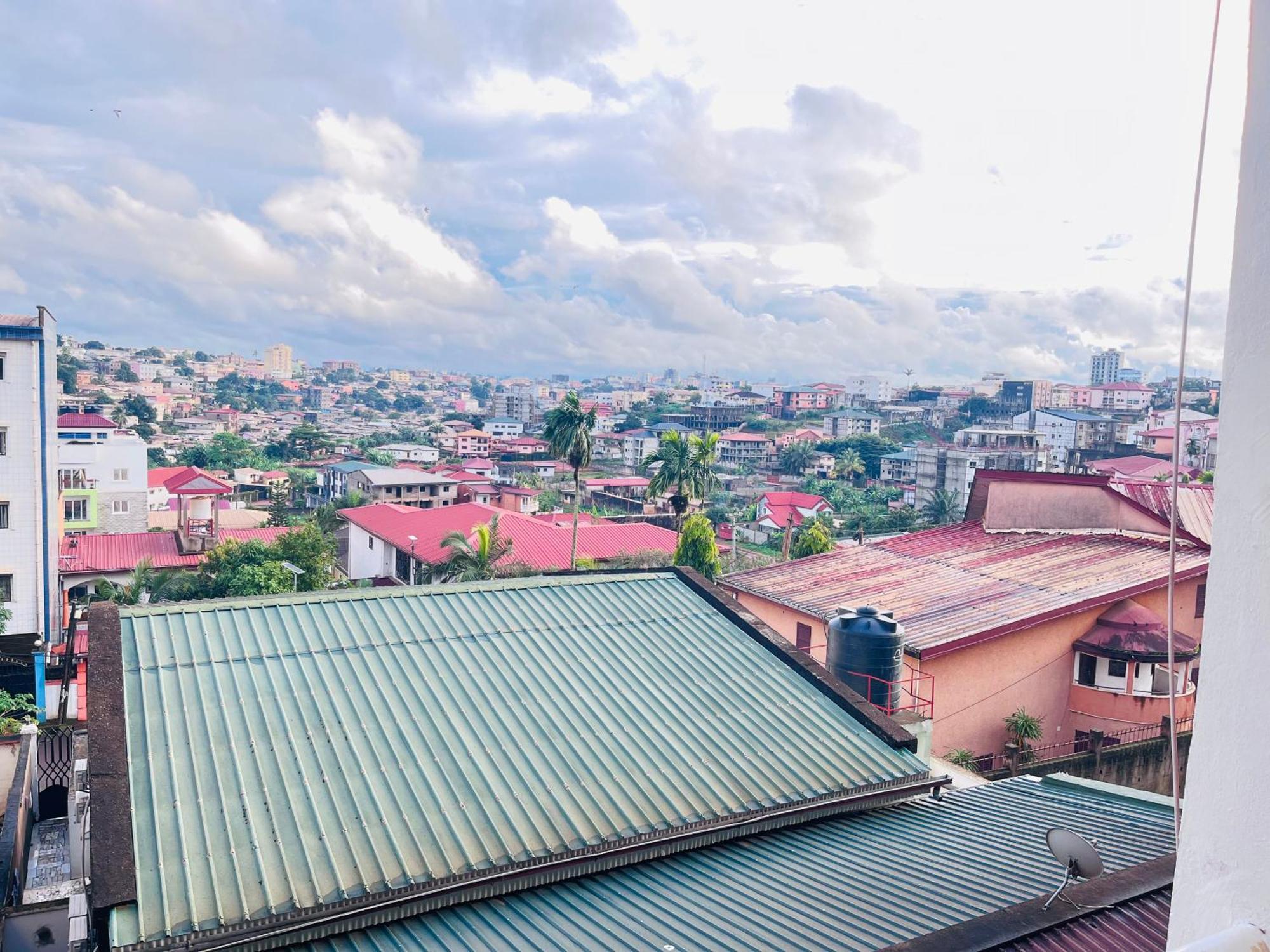 Appartements Modernes, Wifi, Tv - Yaounde, Omnisports Dış mekan fotoğraf