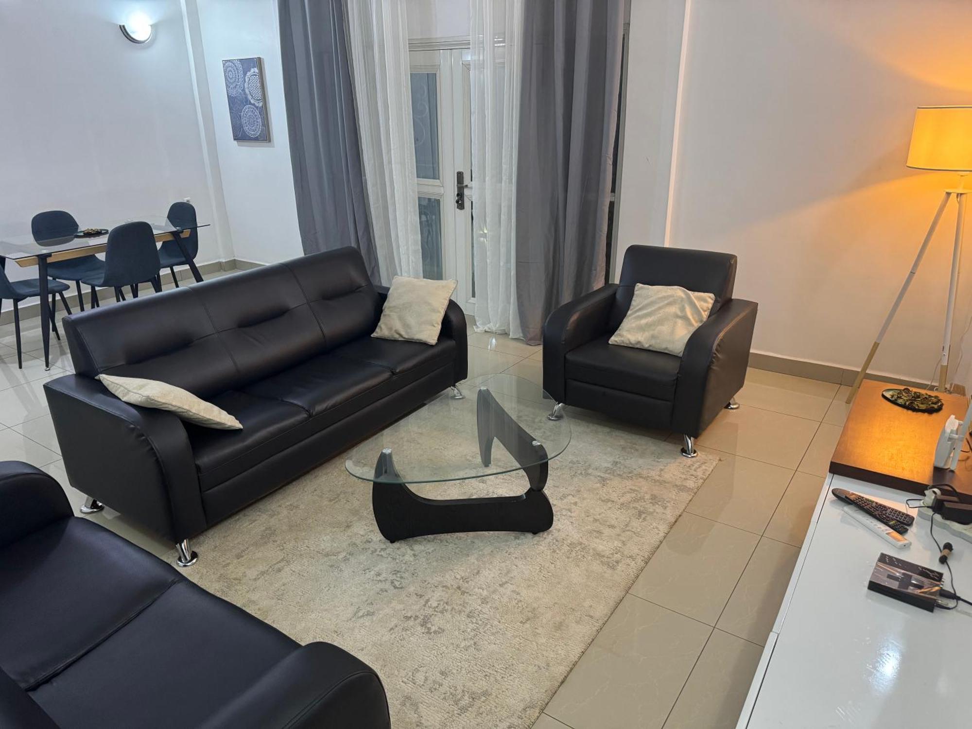 Appartements Modernes, Wifi, Tv - Yaounde, Omnisports Dış mekan fotoğraf