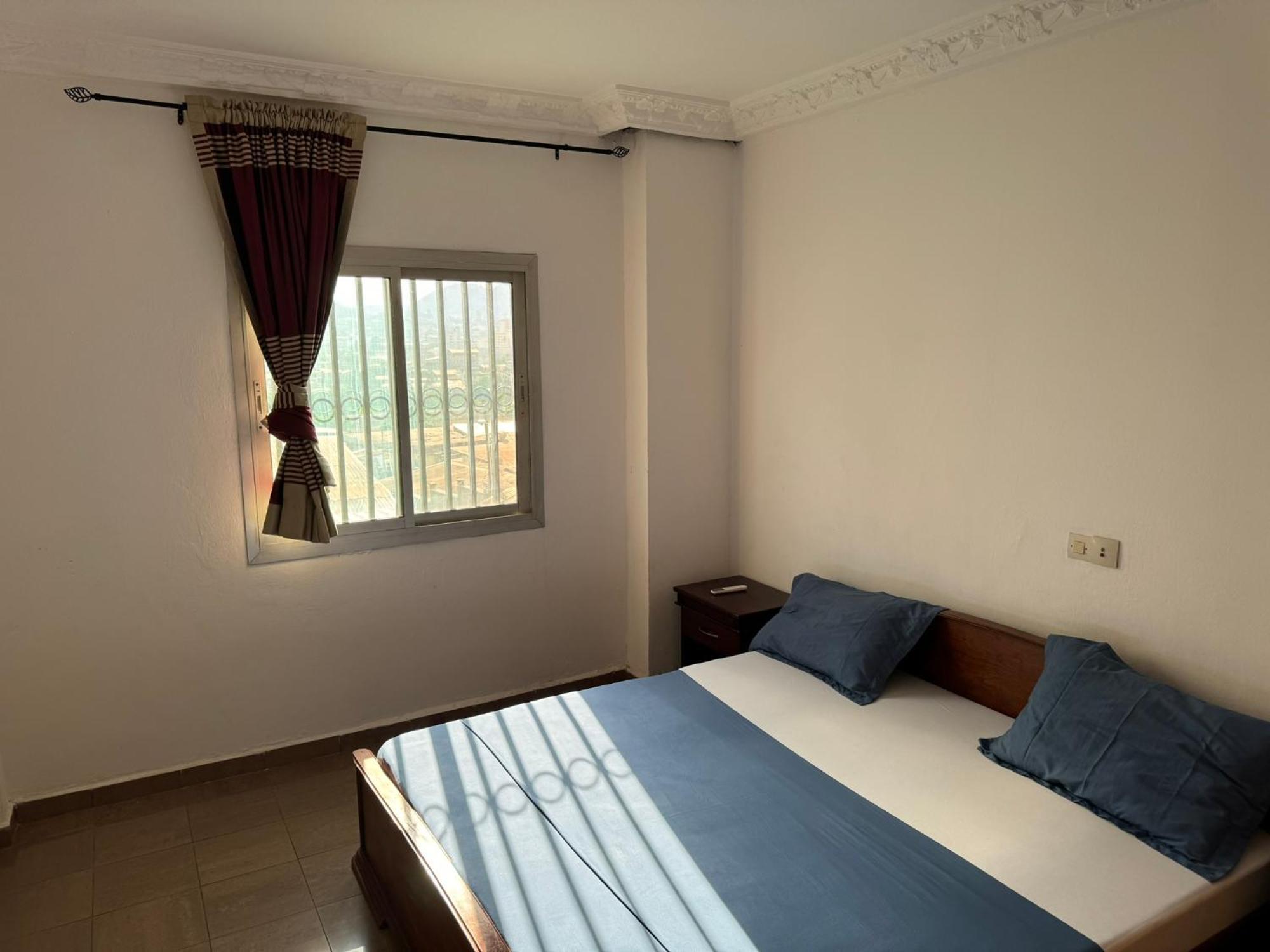 Appartements Modernes, Wifi, Tv - Yaounde, Omnisports Dış mekan fotoğraf